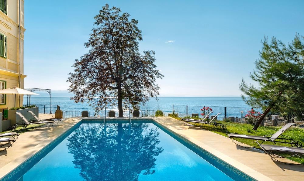 Apartments Belvedere - Liburnia Lovran Zewnętrze zdjęcie