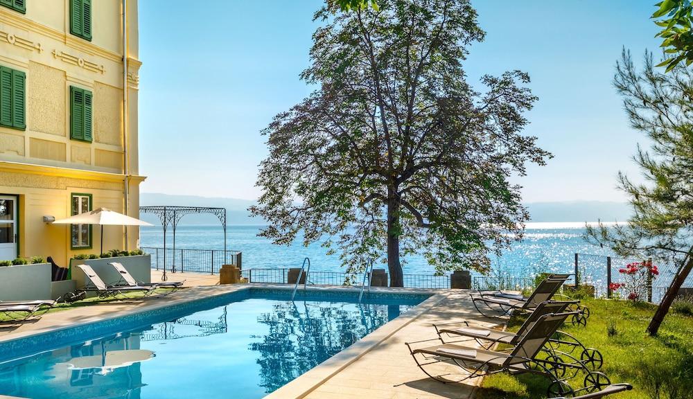 Apartments Belvedere - Liburnia Lovran Zewnętrze zdjęcie